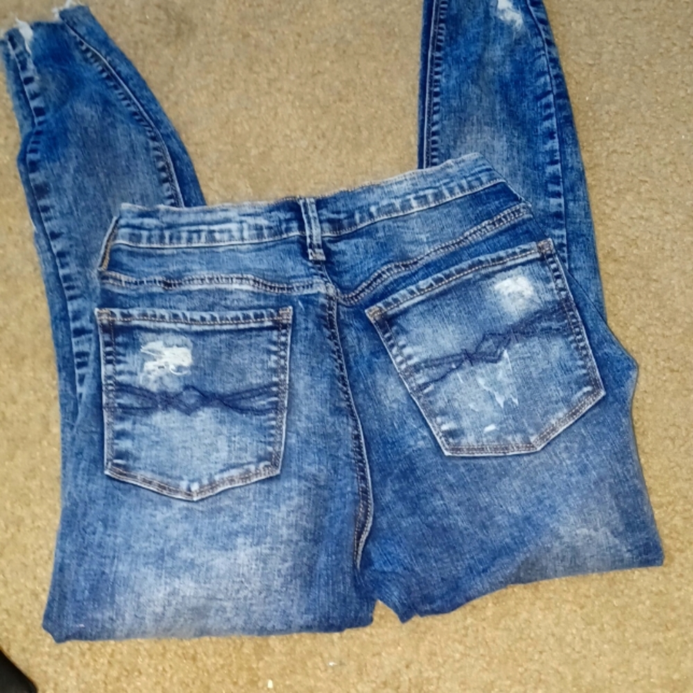 High Rise Jeans - Picture 3 of 4